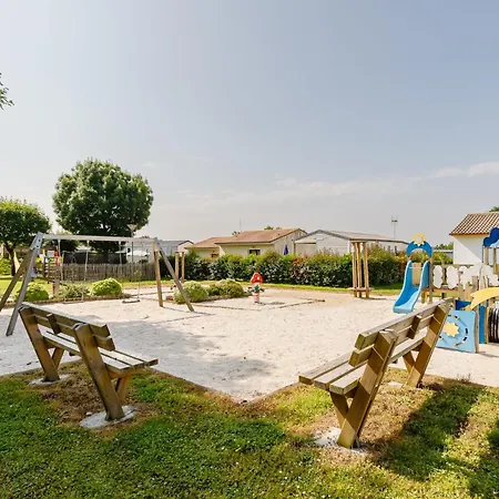 Сasa de vacaciones 24 - Le Paradisier - Village *